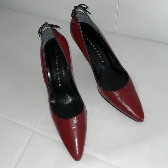 Richard Tyler Cherry Red,  Pointed high Heels, US size 8  made in Italy Bow - Picture 10 of 14